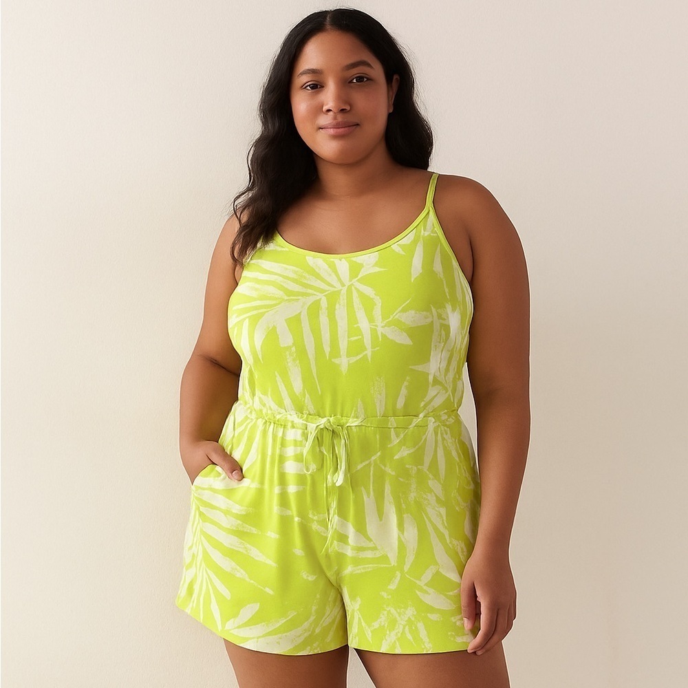 Torrid Super Soft Palm Leaf Romper 1X Green White Tropical Drawstring Pockets